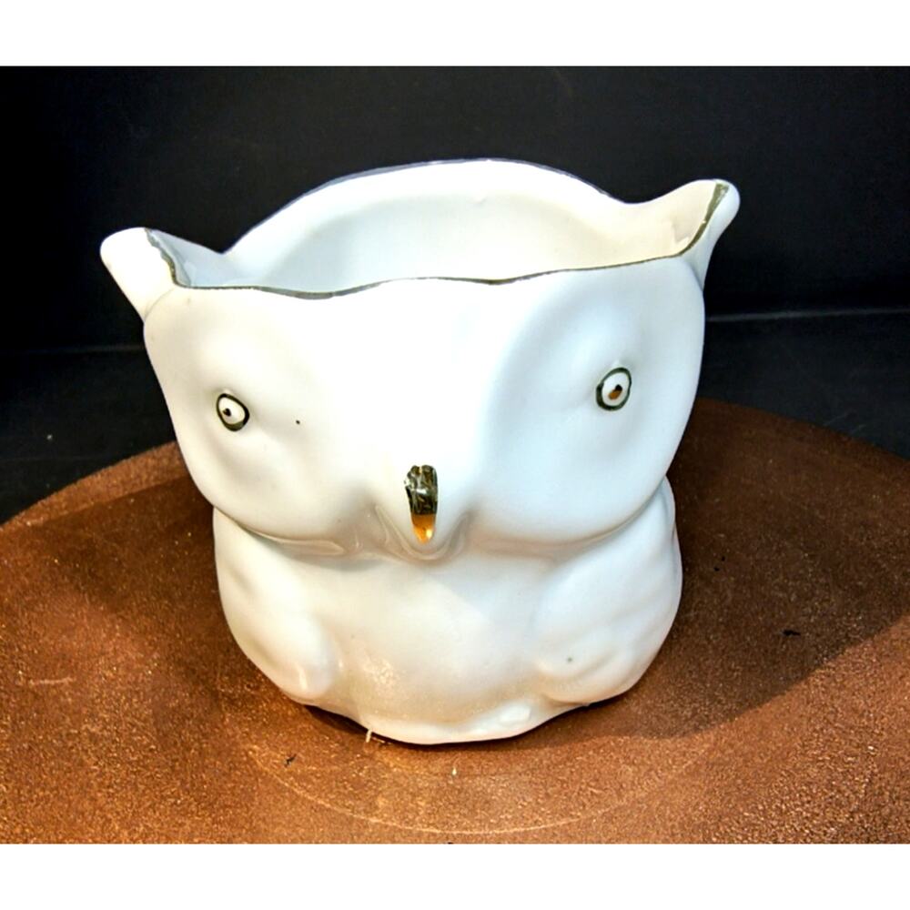1481.  White Ceramic Owl Votive or Tea Light Holder